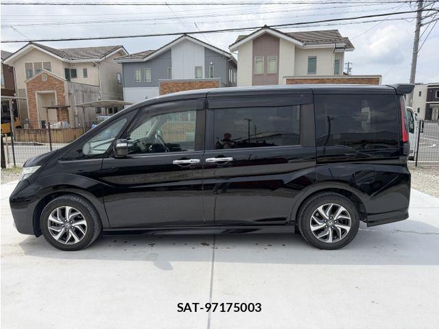 Honda STEP WGN 2017-07 8246805-4