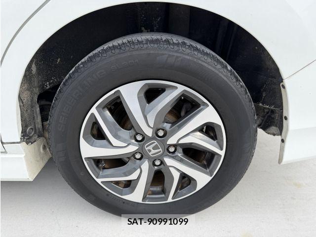 Honda STEP WGN 2017-06 8246808-18