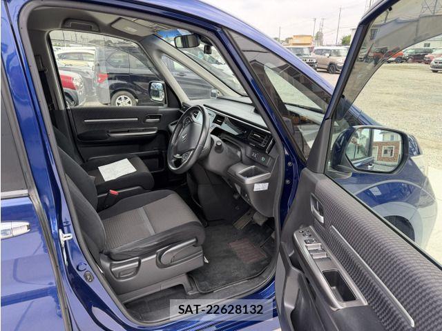 Honda STEP WGN 2016-04 8246807-10