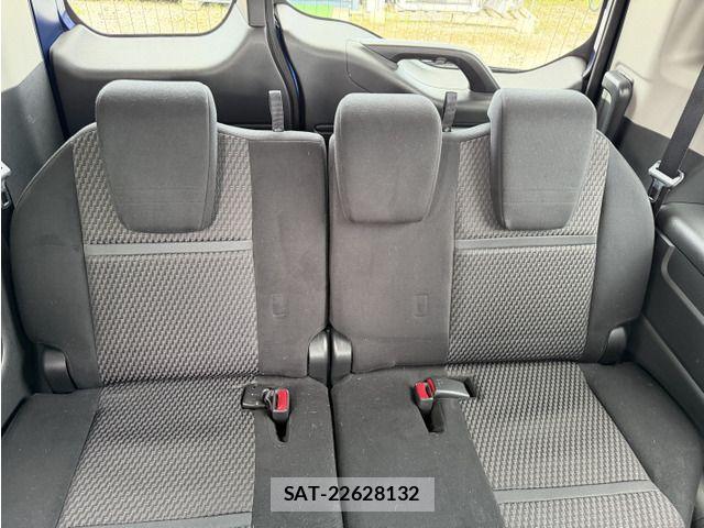 Honda STEP WGN 2016-04 8246807-13