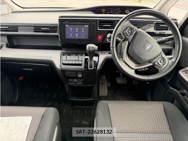 Honda STEP WGN 2016-04 8246807-2
