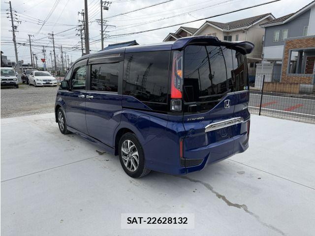 Honda STEP WGN 2016-04 8246807-5