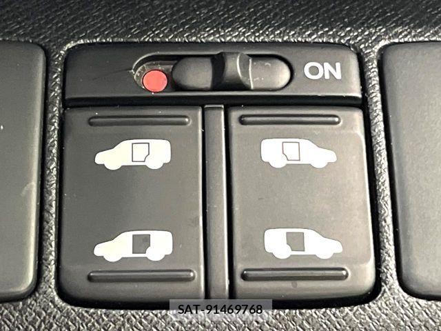 Honda STEP WGN 2014-10 8246816-4