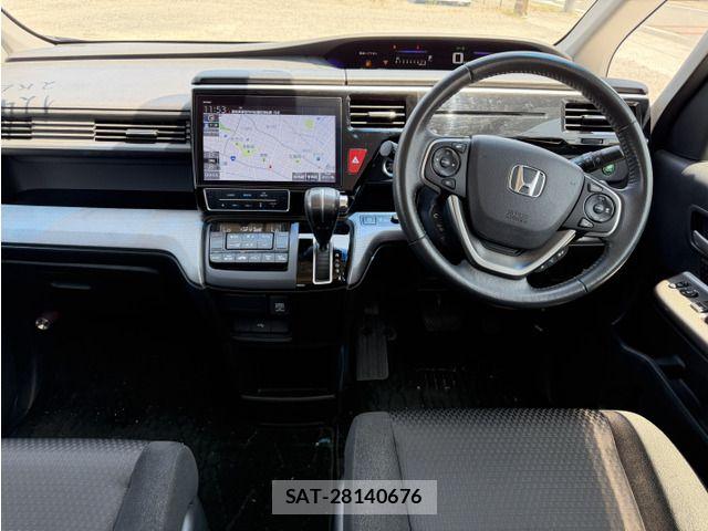 Honda STEP WGN 2019-06 8246804-2