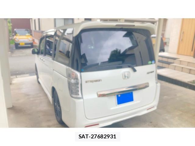 Honda STEP WGN 2013-02 8246821-6