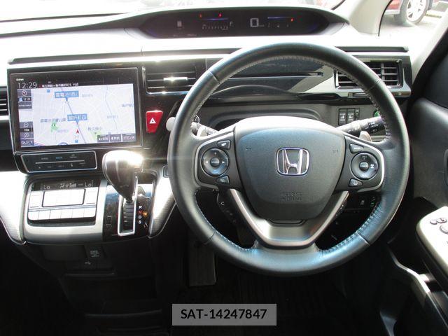 Honda STEP WGN 2020-08 8317347-1
