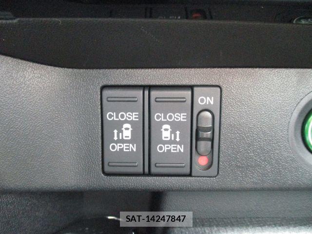 Honda STEP WGN 2020-08 8317347-19