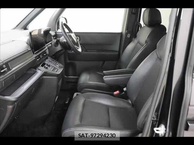 Honda STEP WGN 2023-06 8317338-10
