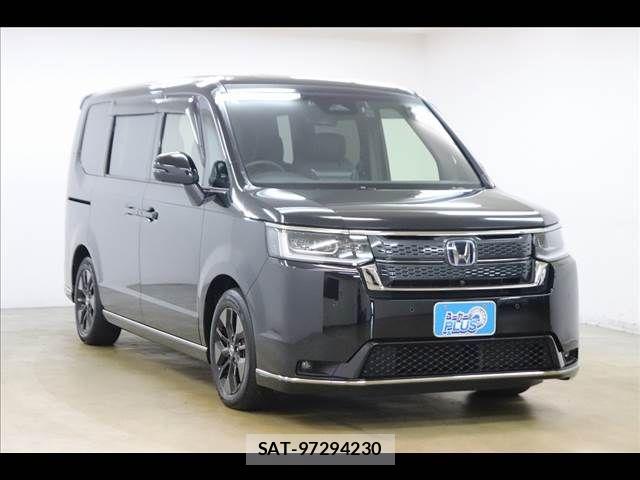 Honda STEP WGN 2023-06 8317338-17