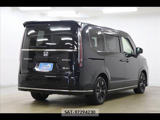 Honda STEP WGN 2023-06 8317338-18