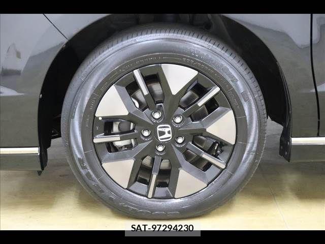 Honda STEP WGN 2023-06 8317338-23