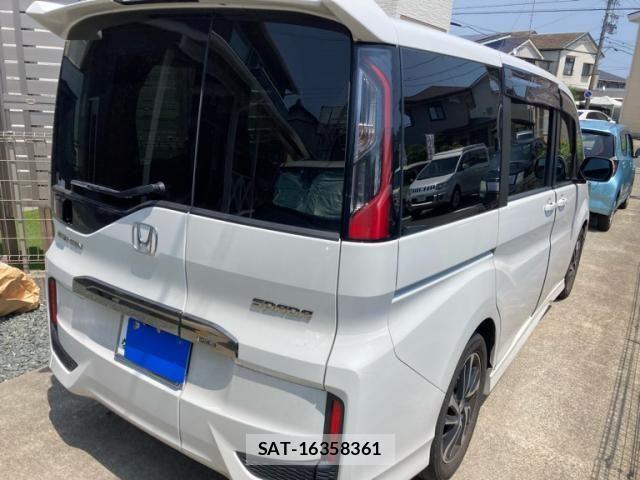 Honda STEP WGN 2021-08 8317342-2
