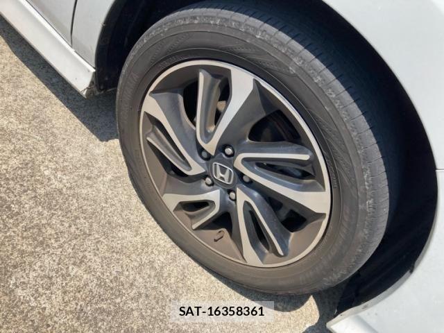 Honda STEP WGN 2021-08 8317342-3