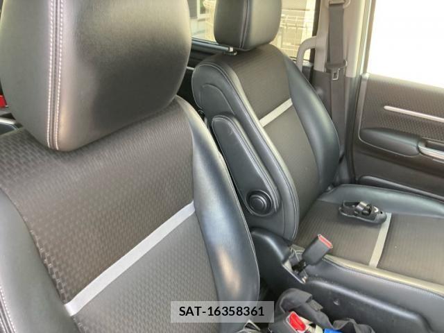 Honda STEP WGN 2021-08 8317342-5