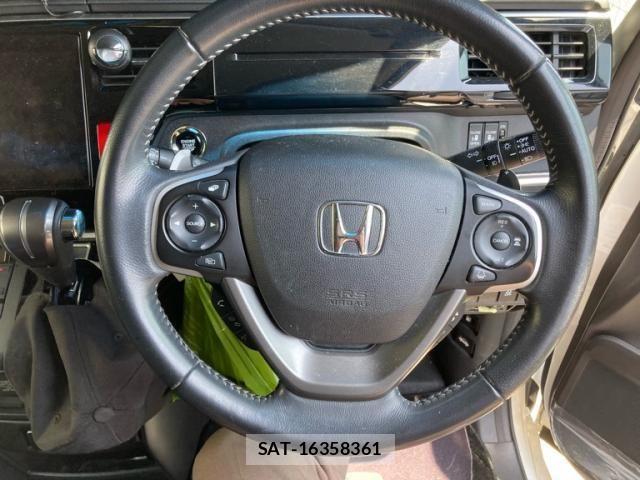 Honda STEP WGN 2021-08 8317342-8