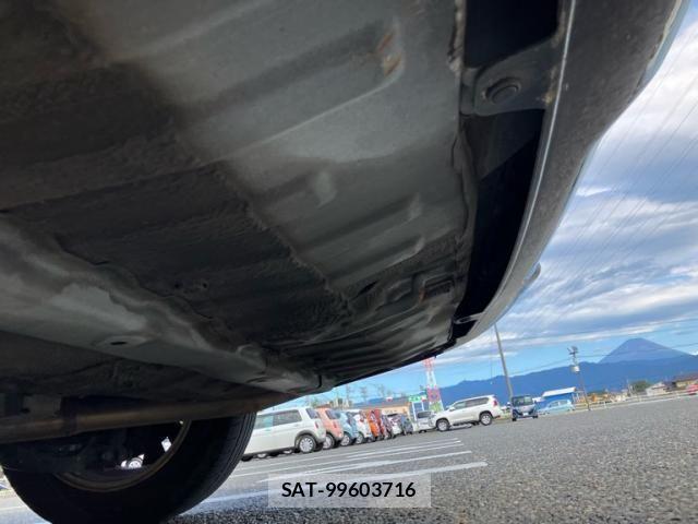 Honda STEP WGN 2011-10 8317377-11