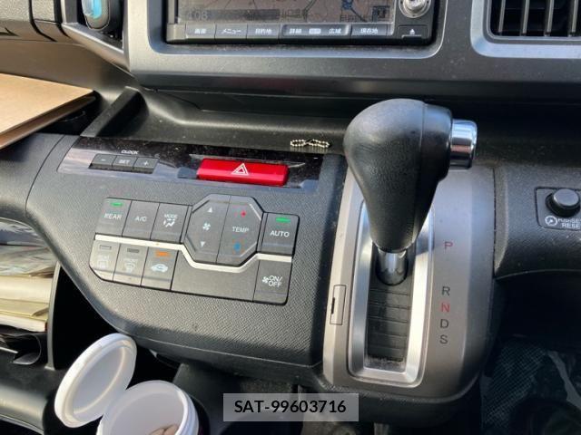 Honda STEP WGN 2011-10 8317377-21