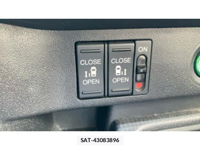 Honda STEP WGN 2018-08 8317348-14