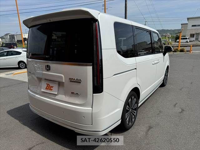 Honda STEP WGN 2024-02 8317336-14