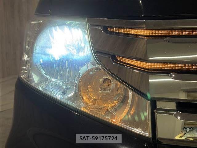 Honda STEP WGN 2010-01 8317362-12