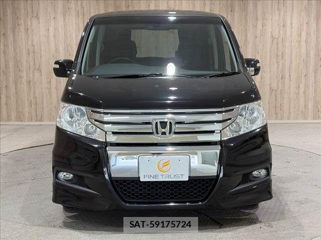 Honda STEP WGN 2010-01 8317362-15