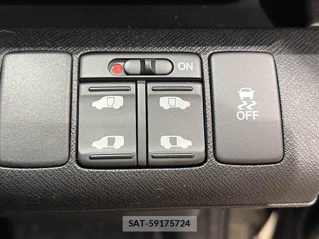 Honda STEP WGN 2010-01 8317362-6
