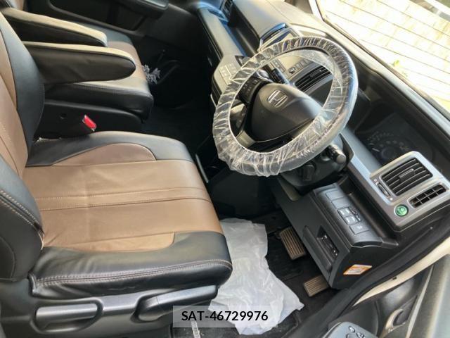 Honda STEP WGN 2011-03 8317374-4