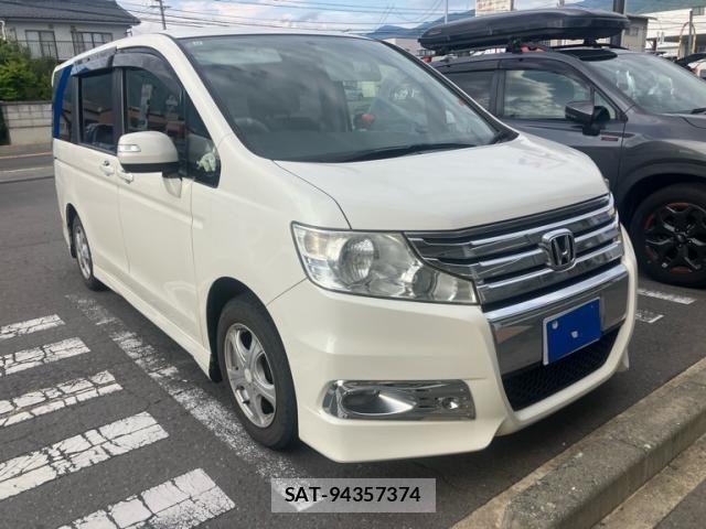 Honda STEP WGN 2009-11 8317375-3