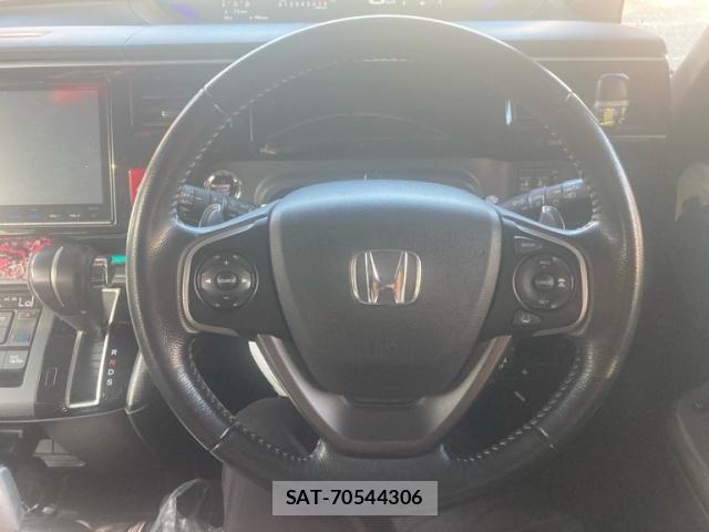 Honda STEP WGN 2016-07 8317358-19
