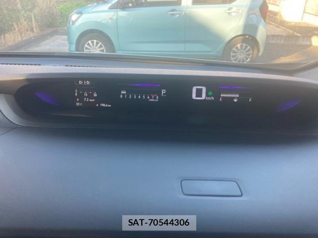 Honda STEP WGN 2016-07 8317358-23