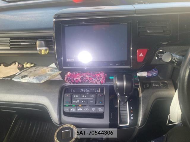 Honda STEP WGN 2016-07 8317358-24