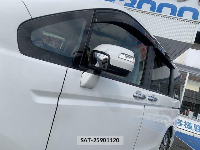 Honda STEP WGN 2014-01 8317364-25