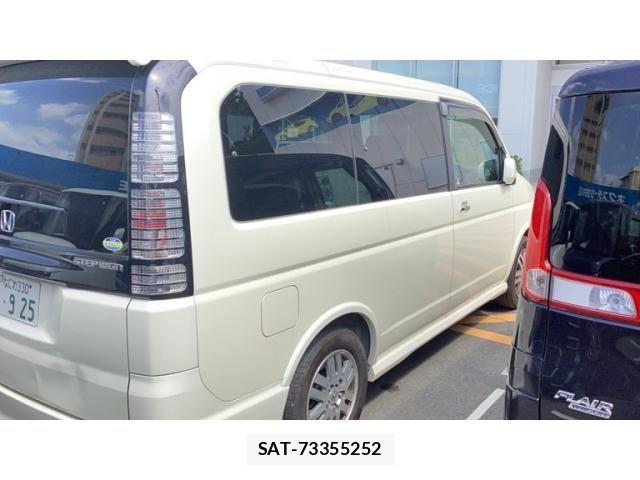 Honda STEP WGN 2003-10 8317378-2