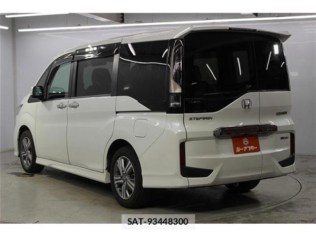 Honda STEP WGN 2021-03 8317346-8