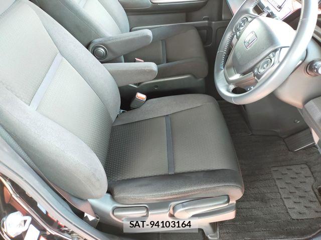 Honda STEP WGN 2020-01 8317343-11
