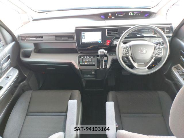 Honda STEP WGN 2020-01 8317343-21