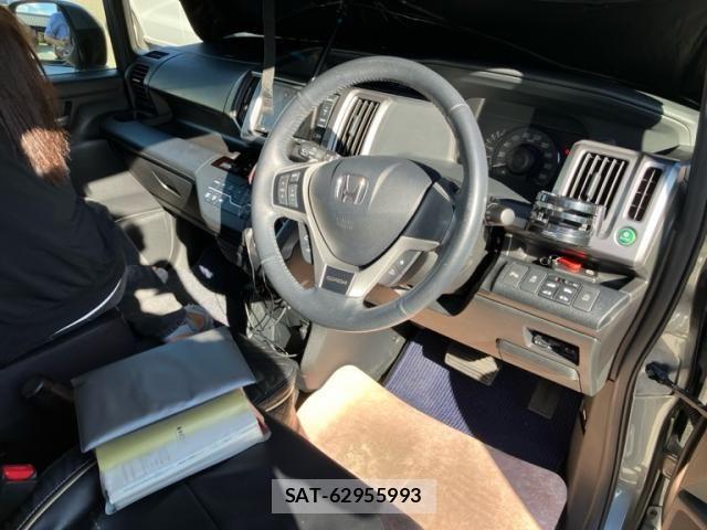 Honda STEP WGN 2013-09 8317368-11