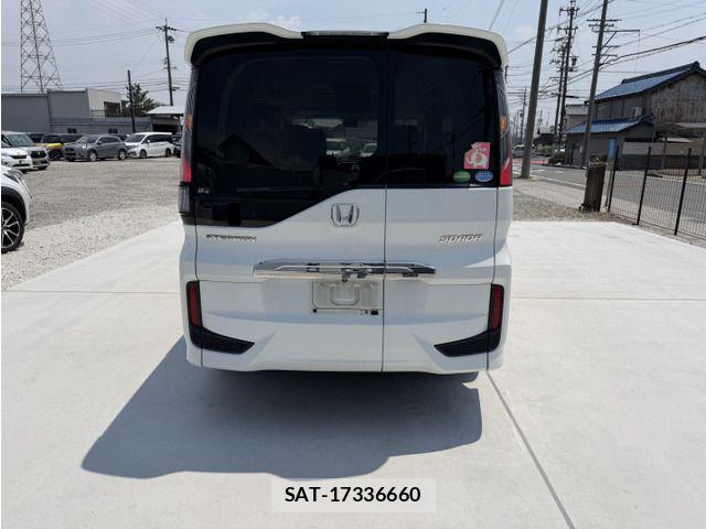 Honda STEP WGN 2016-03 8317354-6