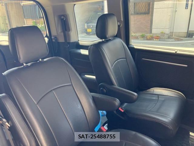 Honda STEP WGN 2016-02 8317352-10