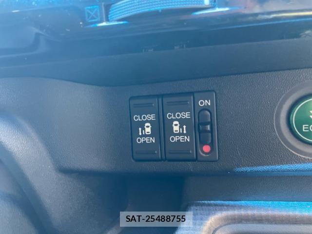 Honda STEP WGN 2016-02 8317352-13