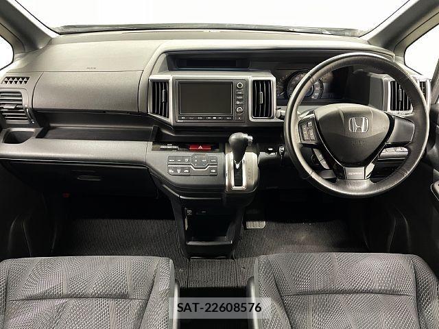 Honda STEP WGN 2009-11 8317363-1