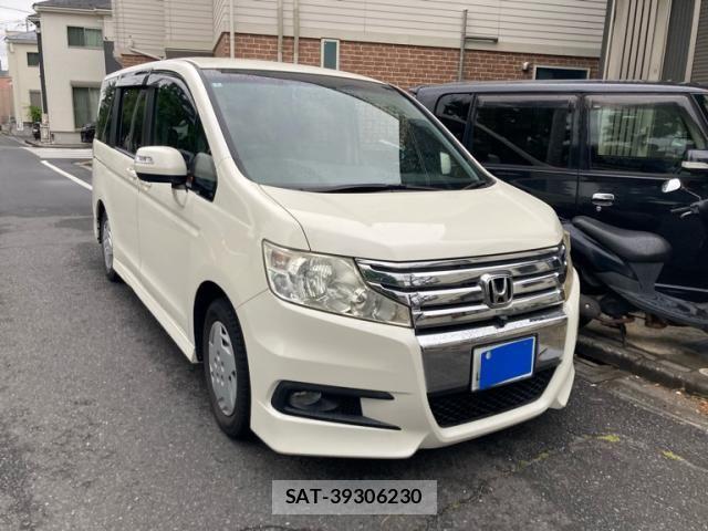 Honda STEP WGN 2009-12 8317372-1