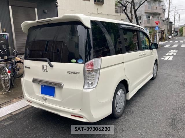 Honda STEP WGN 2009-12 8317372-3