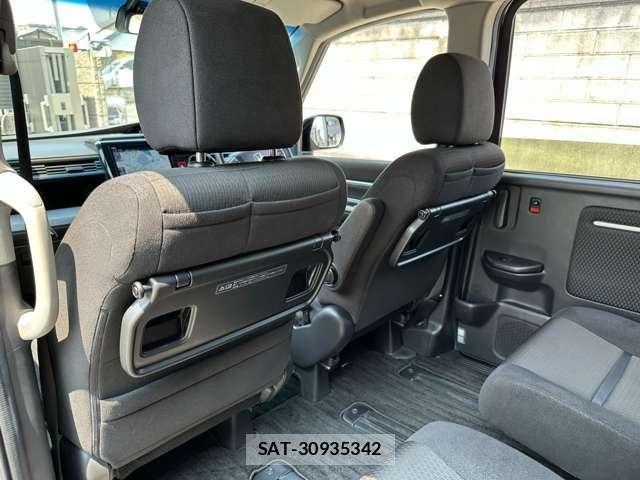 Honda STEP WGN 2021-04 8317341-20