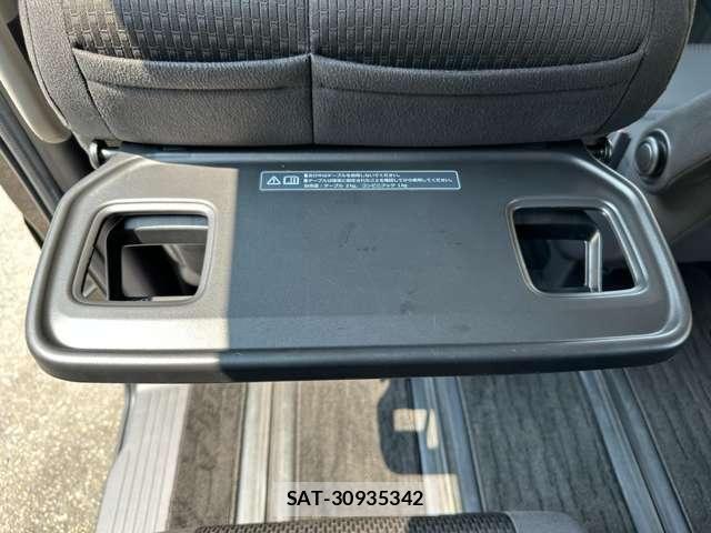 Honda STEP WGN 2021-04 8317341-21