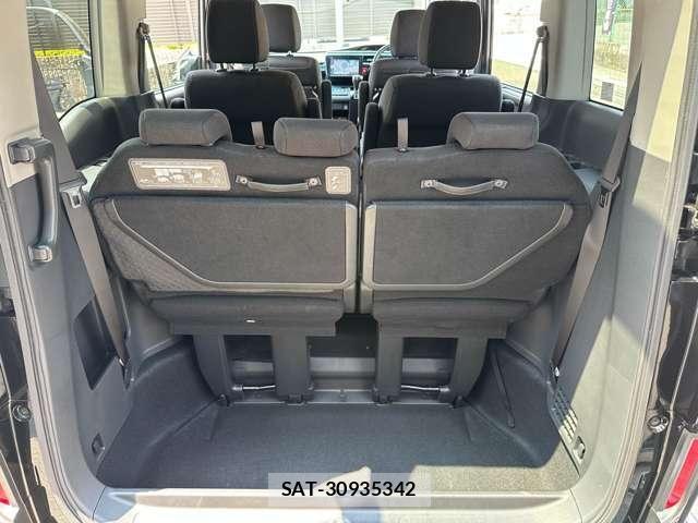 Honda STEP WGN 2021-04 8317341-27