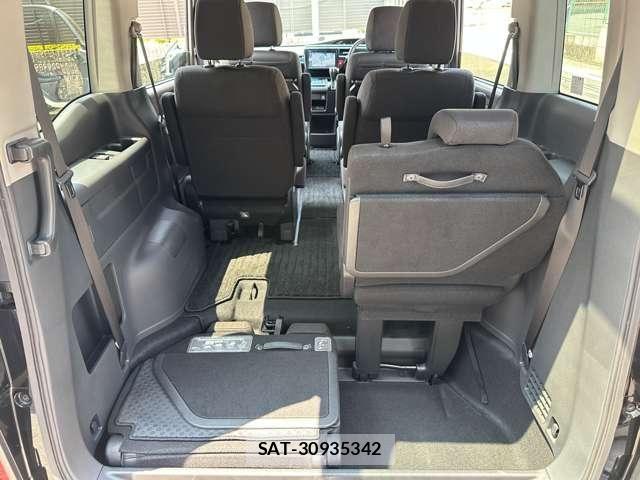 Honda STEP WGN 2021-04 8317341-28
