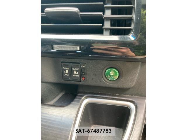 Honda STEP WGN 2017-02 8317349-17