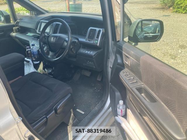 Honda STEP WGN 2011-11 8317369-10