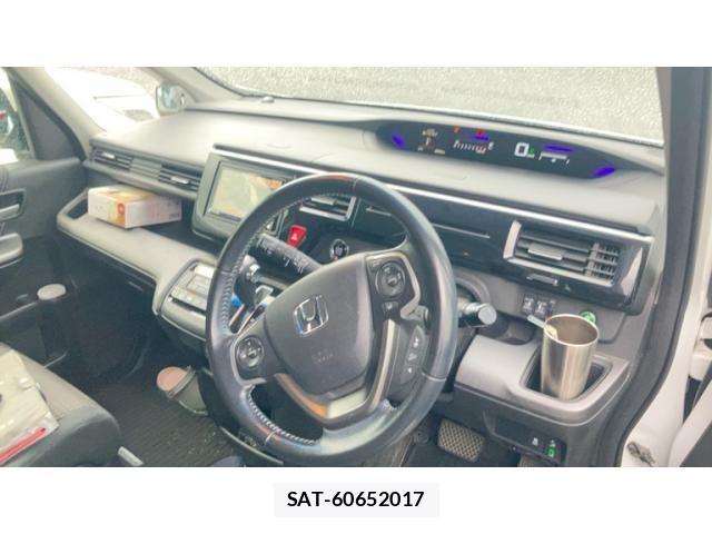 Honda STEP WGN 2016-01 8317357-15